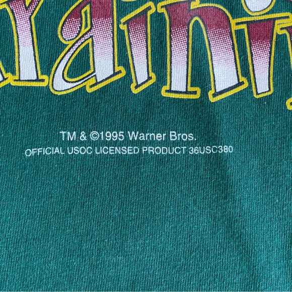 Vintage Taz Shirt XL 90s Looney Tunes Basketball Space Jam Movie Y2k Tee - Picture 5 of 9